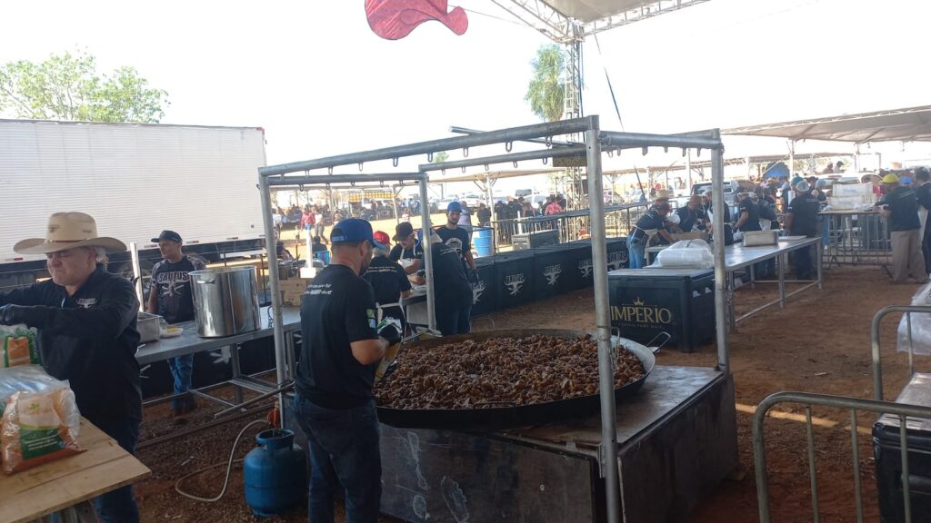 18ª Cavalgada de Arapuá reuniu mais de 11 mil pessoas; veja as fotos