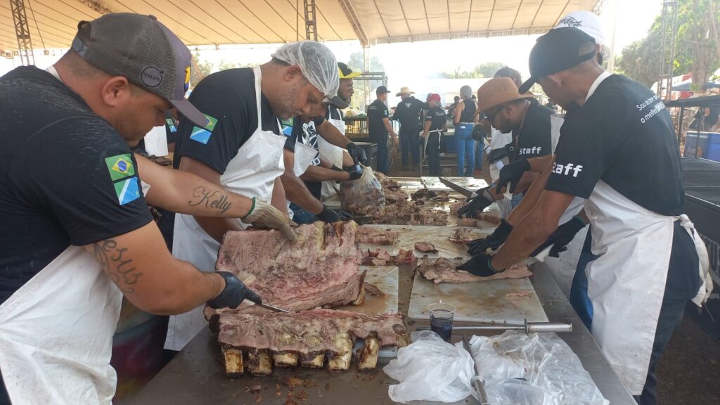 18ª Cavalgada de Arapuá reuniu mais de 11 mil pessoas; veja as fotos