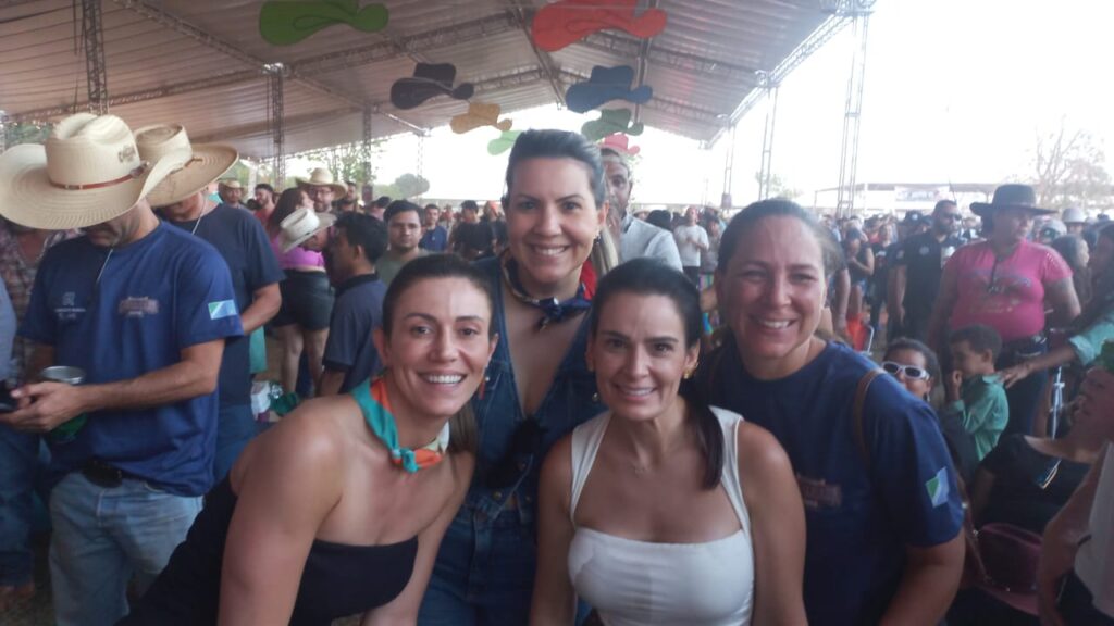 18ª Cavalgada de Arapuá reuniu mais de 11 mil pessoas; veja as fotos