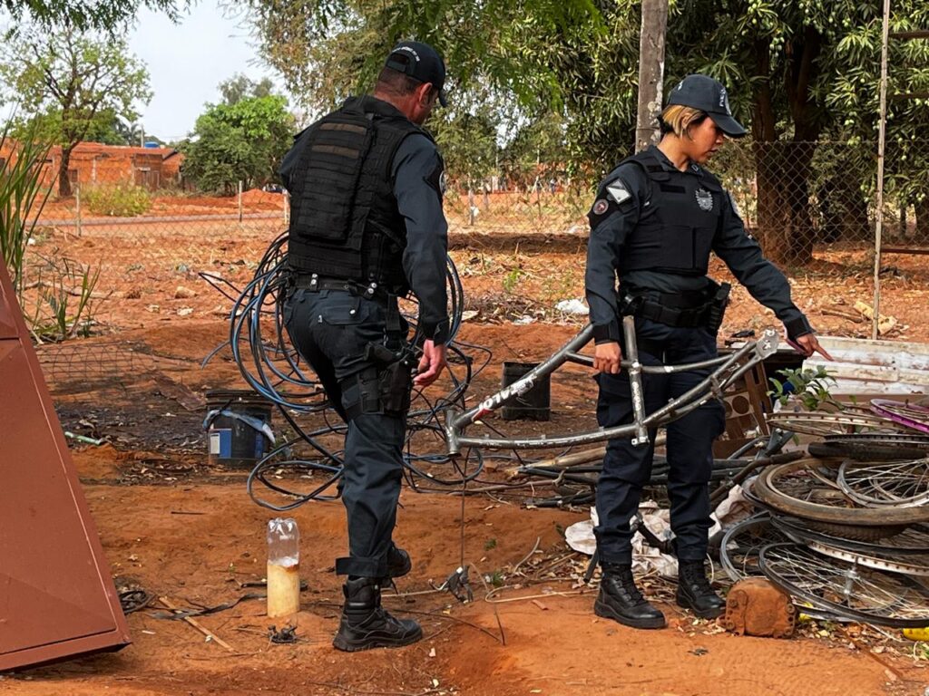 Operação Tranquilidade Pública reforça fiscalização de estabelecimentos que comercializam materiais recicláveis em Três Lagoas Operação Tranquilidade Pública reforça fiscalização de estabelecimentos que comercializam materiais recicláveis em Três Lagoas