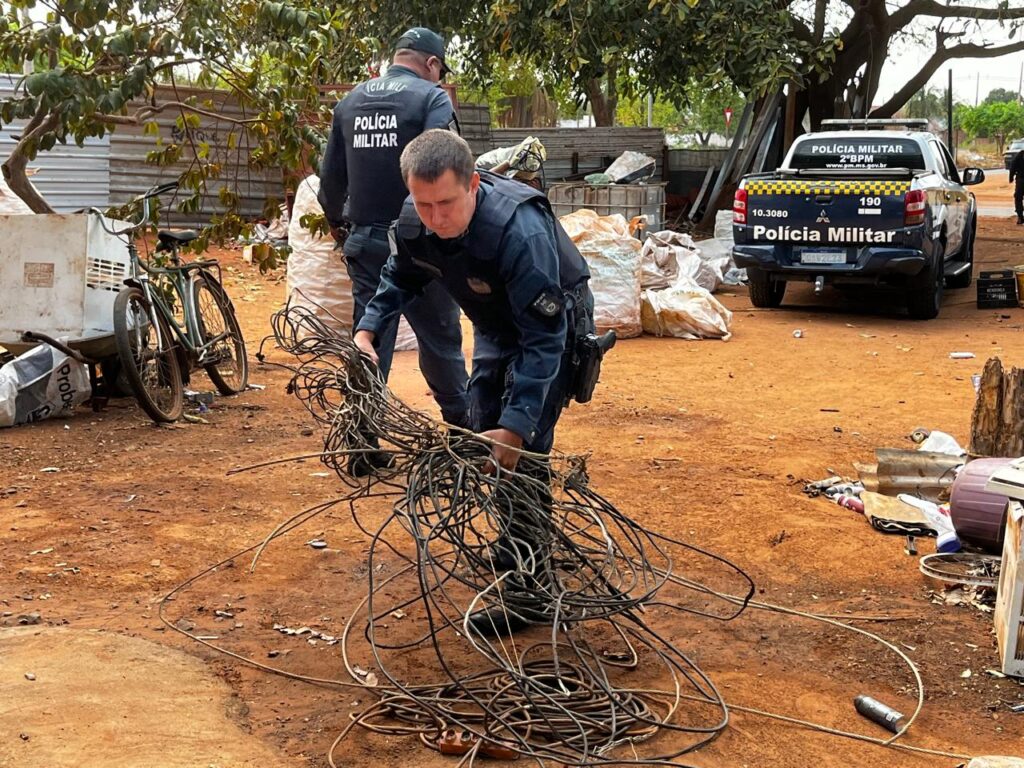 Operação Tranquilidade Pública reforça fiscalização de estabelecimentos que comercializam materiais recicláveis em Três Lagoas Operação Tranquilidade Pública reforça fiscalização de estabelecimentos que comercializam materiais recicláveis em Três Lagoas