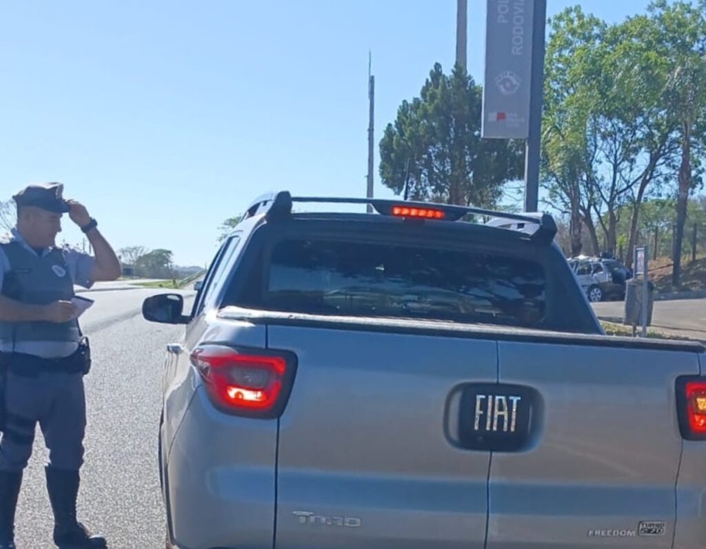 Polícia Civil de Inocência cumpre mandados e prende homem por suspeita de peculato Polícia Civil de Inocência cumpre mandados e prende homem por suspeita de peculato
