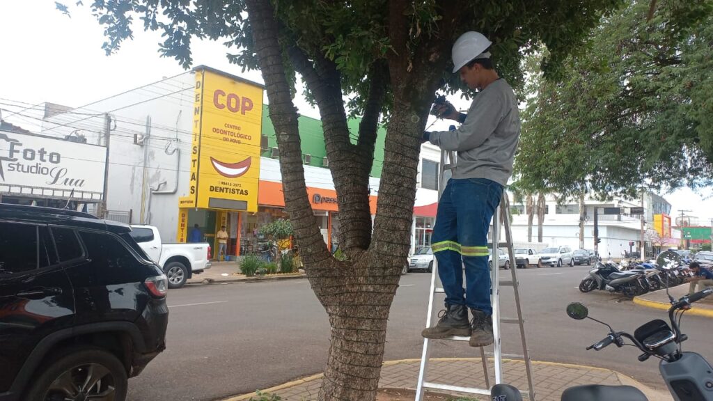 Três Lagoas se ilumina e entra no clima mágico do Natal Três Lagoas se ilumina e entra no clima mágico do Natal