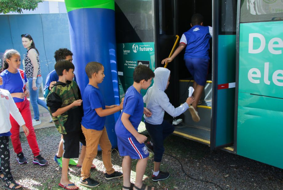 Caravana “Eletrônico Não é Lixo” tem início em Três Lagoas e segue até amanhã (22) com sorteio de prêmios Caravana “Eletrônico Não é Lixo” tem início em Três Lagoas e segue até amanhã (22) com sorteio de prêmios
