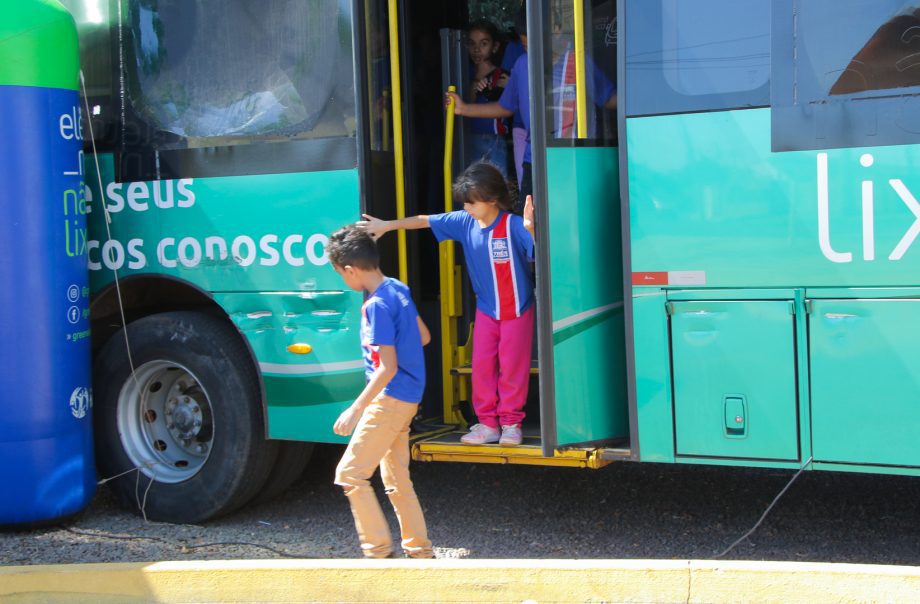 Caravana “Eletrônico Não é Lixo” tem início em Três Lagoas e segue até amanhã (22) com sorteio de prêmios Caravana “Eletrônico Não é Lixo” tem início em Três Lagoas e segue até amanhã (22) com sorteio de prêmios