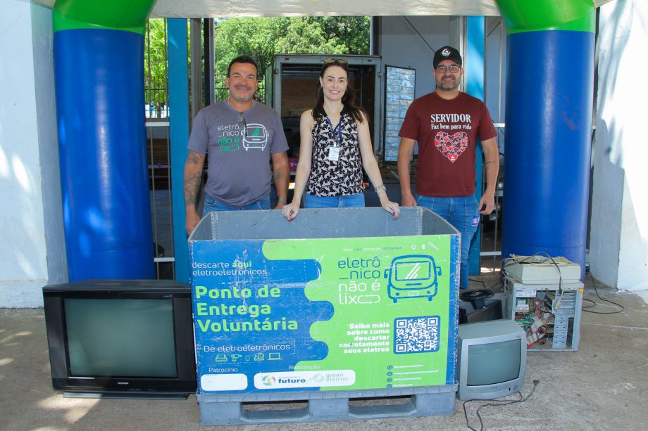 Caravana “Eletrônico Não é Lixo” tem início em Três Lagoas e segue até amanhã (22) com sorteio de prêmios Caravana “Eletrônico Não é Lixo” tem início em Três Lagoas e segue até amanhã (22) com sorteio de prêmios