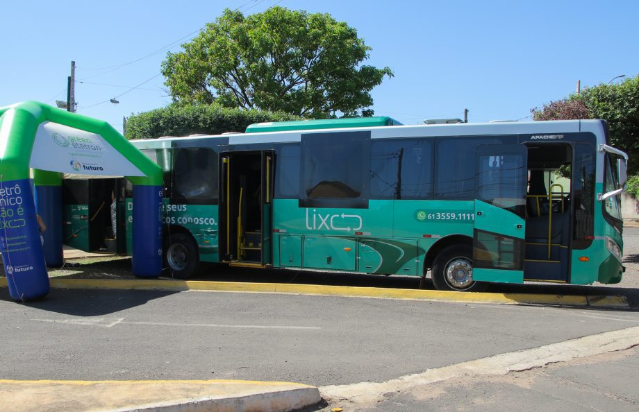 Caravana “Eletrônico Não é Lixo” tem início em Três Lagoas e segue até amanhã (22) com sorteio de prêmios Caravana “Eletrônico Não é Lixo” tem início em Três Lagoas e segue até amanhã (22) com sorteio de prêmios