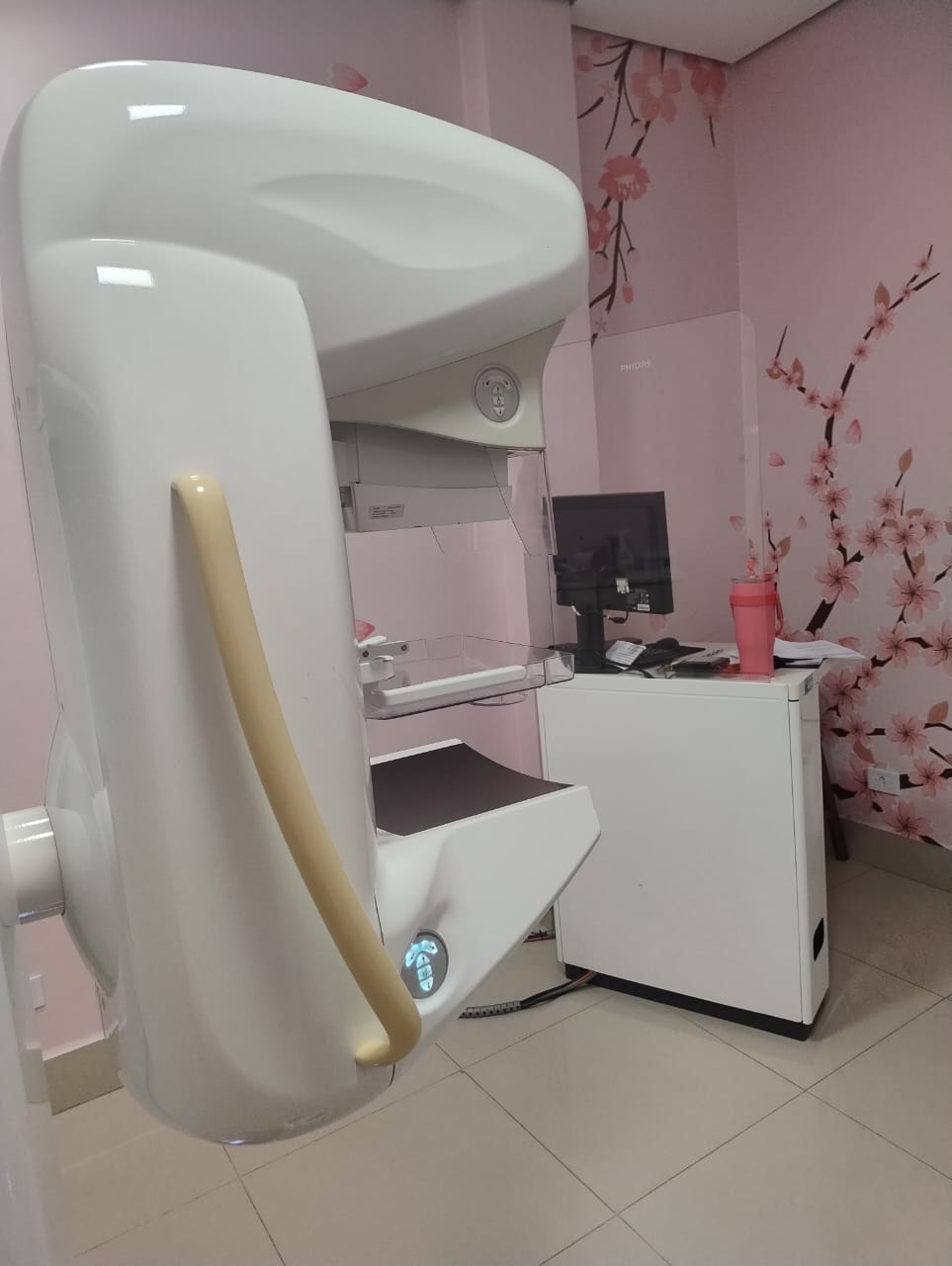 SES reforça Outubro Rosa com entrega de novos mamógrafos e campanha de prevenção ao câncer de mama