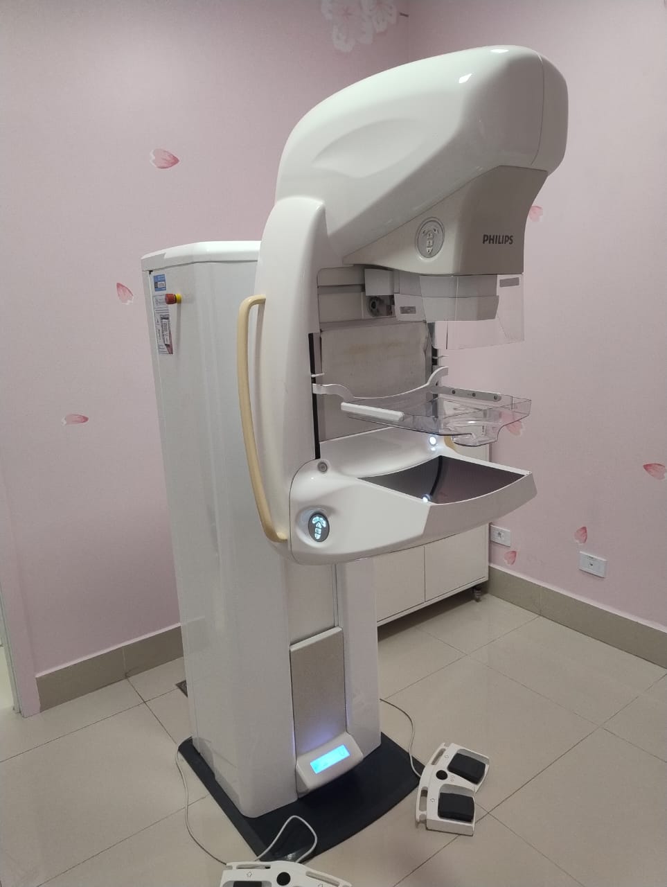 SES reforça Outubro Rosa com entrega de novos mamógrafos e campanha de prevenção ao câncer de mama