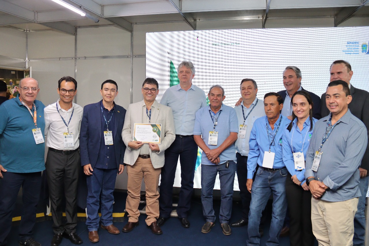 PACPOA-MS: Governo entrega primeiros certificados e amplia mercado para produtos de origem animal de 35 municípios PACPOA-MS: Governo entrega primeiros certificados e amplia mercado para produtos de origem animal de 35 municípios