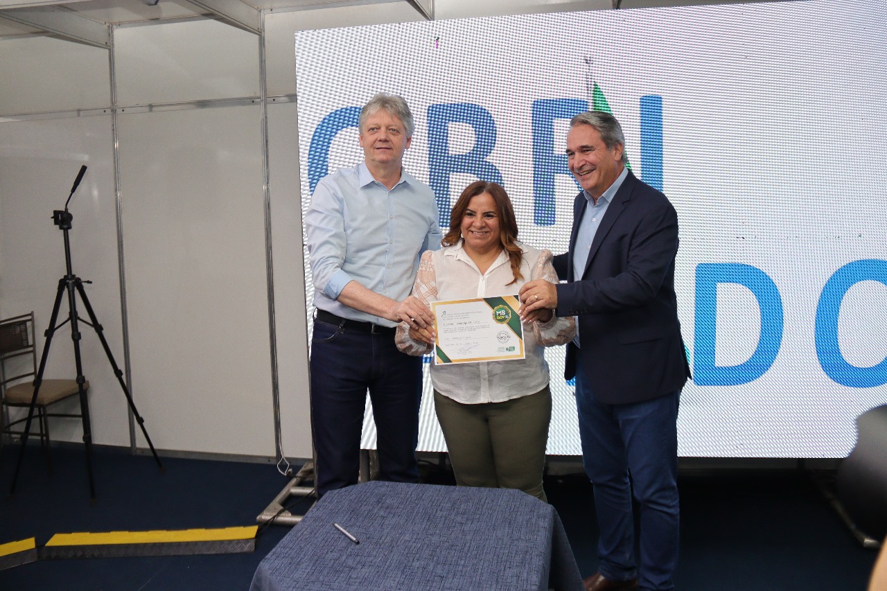 PACPOA-MS: Governo entrega primeiros certificados e amplia mercado para produtos de origem animal de 35 municípios PACPOA-MS: Governo entrega primeiros certificados e amplia mercado para produtos de origem animal de 35 municípios