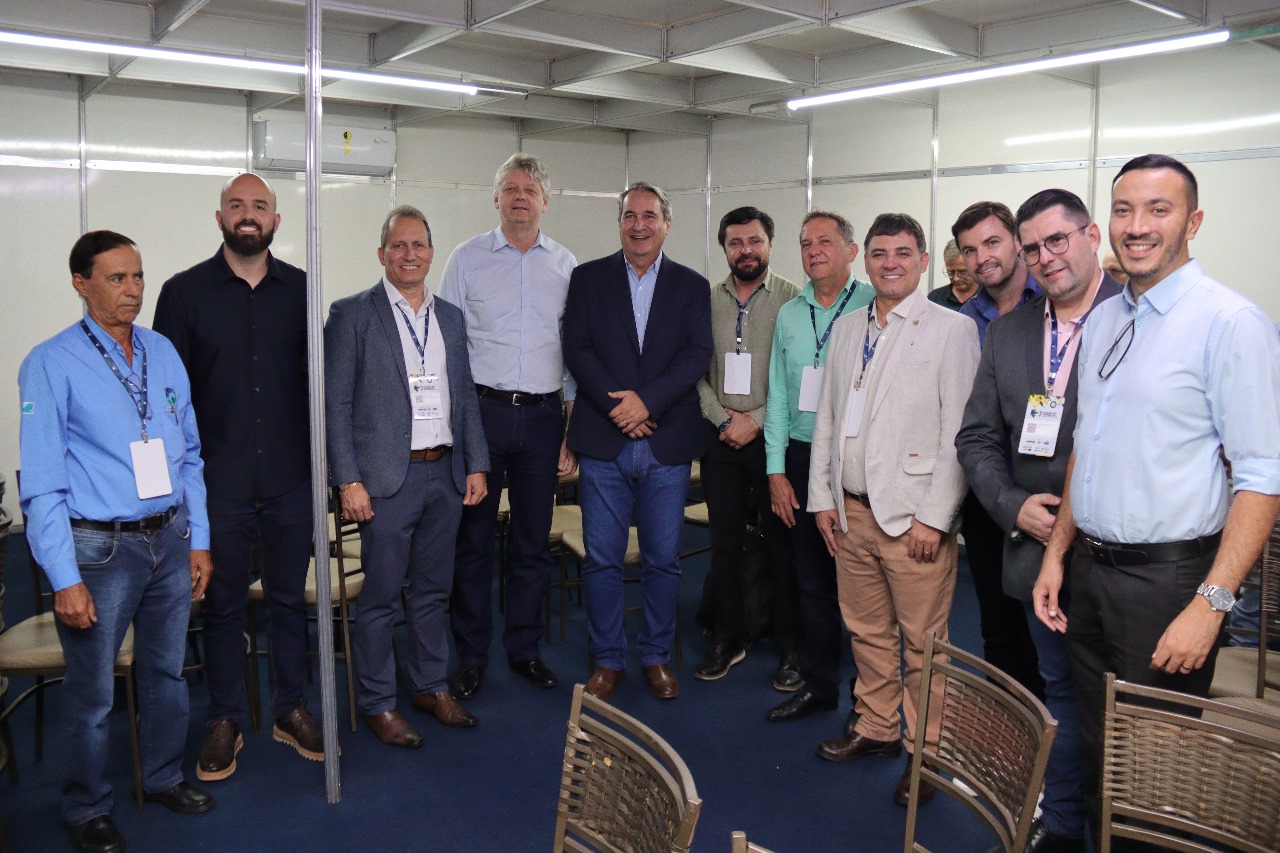 PACPOA-MS: Governo entrega primeiros certificados e amplia mercado para produtos de origem animal de 35 municípios PACPOA-MS: Governo entrega primeiros certificados e amplia mercado para produtos de origem animal de 35 municípios