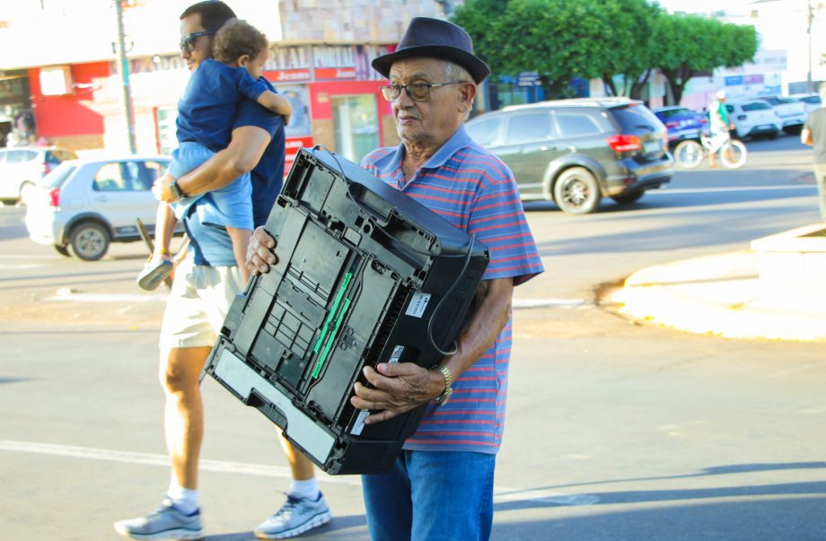 Três Lagoas arrecada 2,5 toneladas de resíduos eletrônicos durante Caravana “Eletrônico Não é Lixo” Três Lagoas arrecada 2,5 toneladas de resíduos eletrônicos durante Caravana “Eletrônico Não é Lixo”