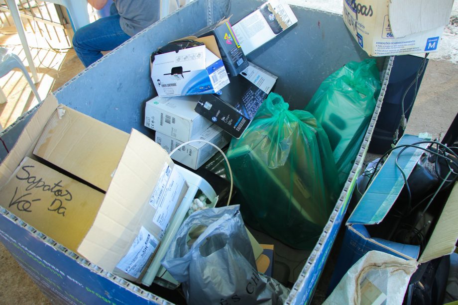 Três Lagoas arrecada 2,5 toneladas de resíduos eletrônicos durante Caravana “Eletrônico Não é Lixo” Três Lagoas arrecada 2,5 toneladas de resíduos eletrônicos durante Caravana “Eletrônico Não é Lixo”