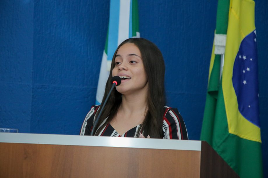 Prefeitura de TL terá expediente de 12 horas diárias com escala flexível de 6 horas para servidores a partir de janeiro Prefeitura de TL terá expediente de 12 horas diárias com escala flexível de 6 horas para servidores a partir de janeiro