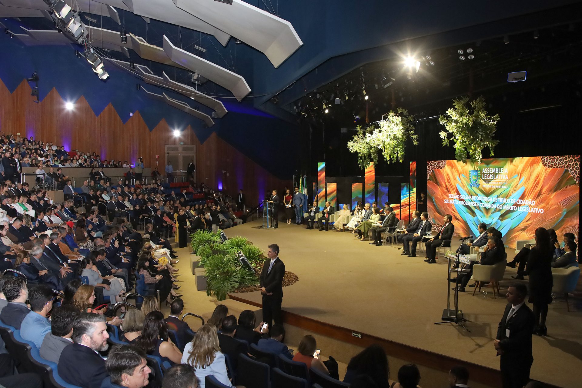 ‘Filhos de MS’: honrarias do Legislativo celebram quem faz a diferença na construção de um Estado mais próspero ‘Filhos de MS’: honrarias do Legislativo celebram quem faz a diferença na construção de um Estado mais próspero