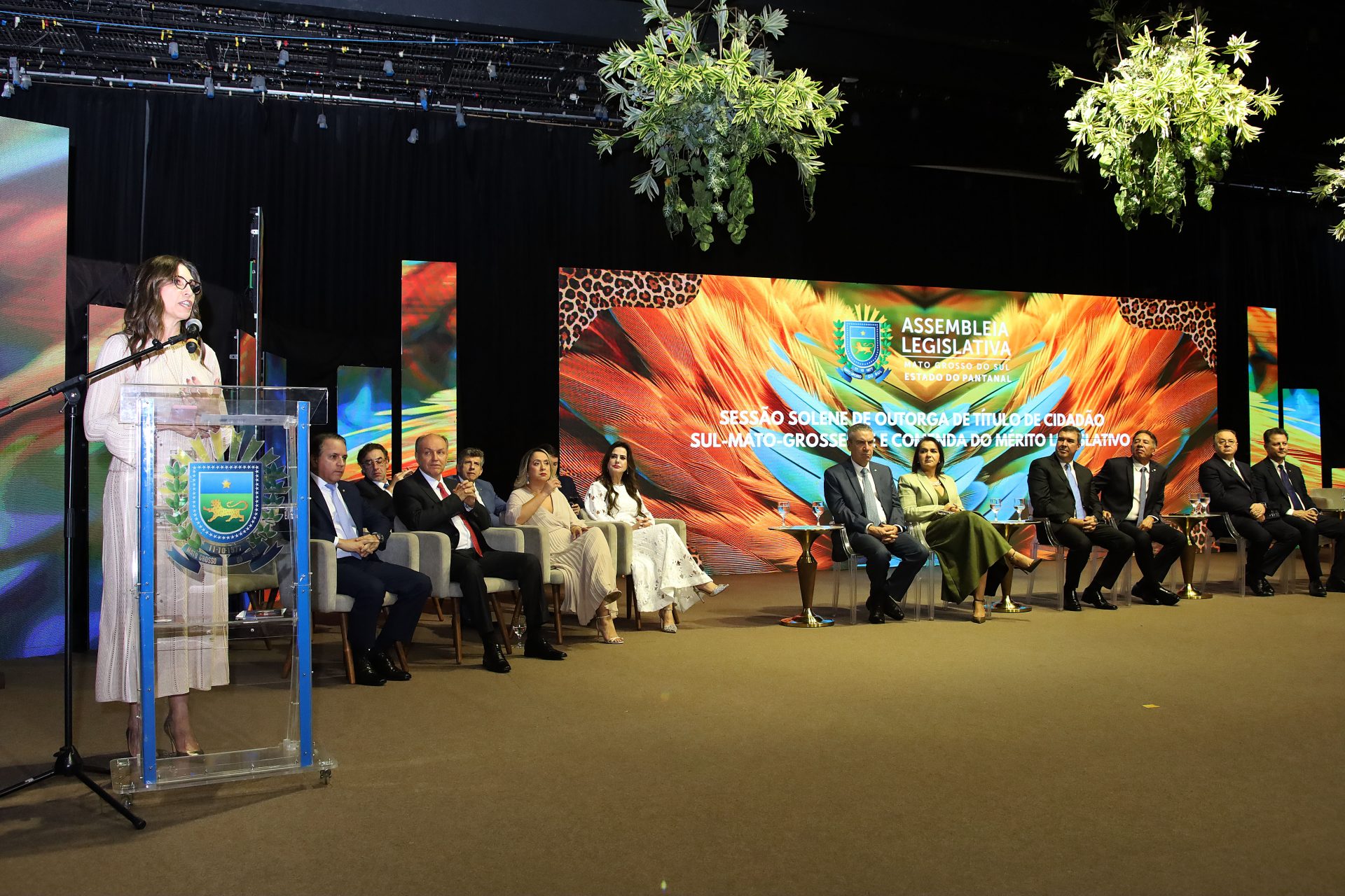 ‘Filhos de MS’: honrarias do Legislativo celebram quem faz a diferença na construção de um Estado mais próspero ‘Filhos de MS’: honrarias do Legislativo celebram quem faz a diferença na construção de um Estado mais próspero