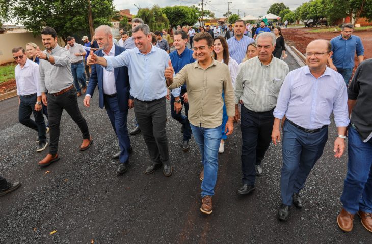 Supervisao-das-obras-de-restauracao-do-pavimento-em-Dourados-Foto-Saul-Schramm-6-730x480