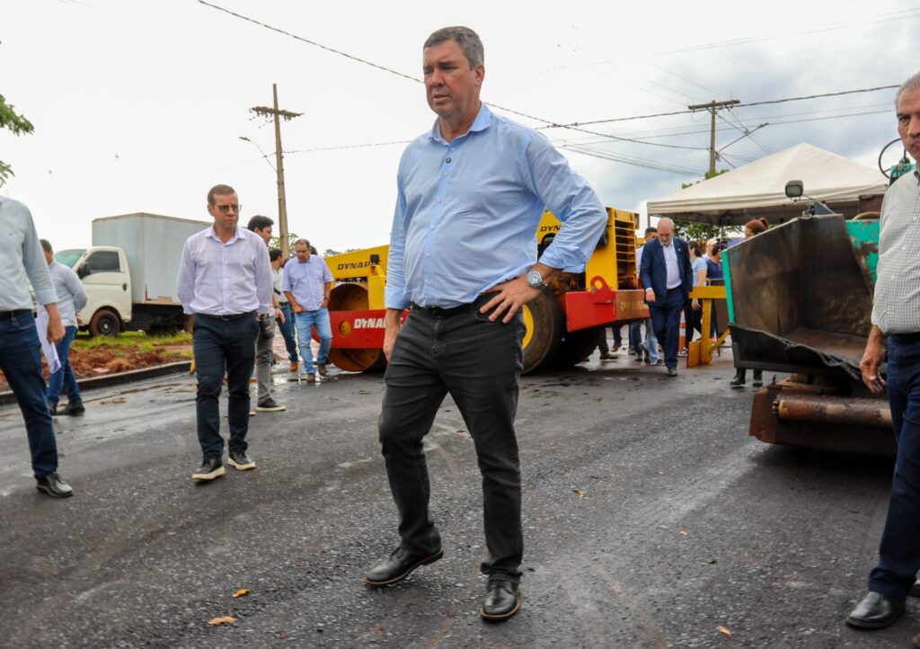 Obras do Governo de MS garantem qualidade de vida e estrutura para Dourados seguir crescendo Obras do Governo de MS garantem qualidade de vida e estrutura para Dourados seguir crescendo