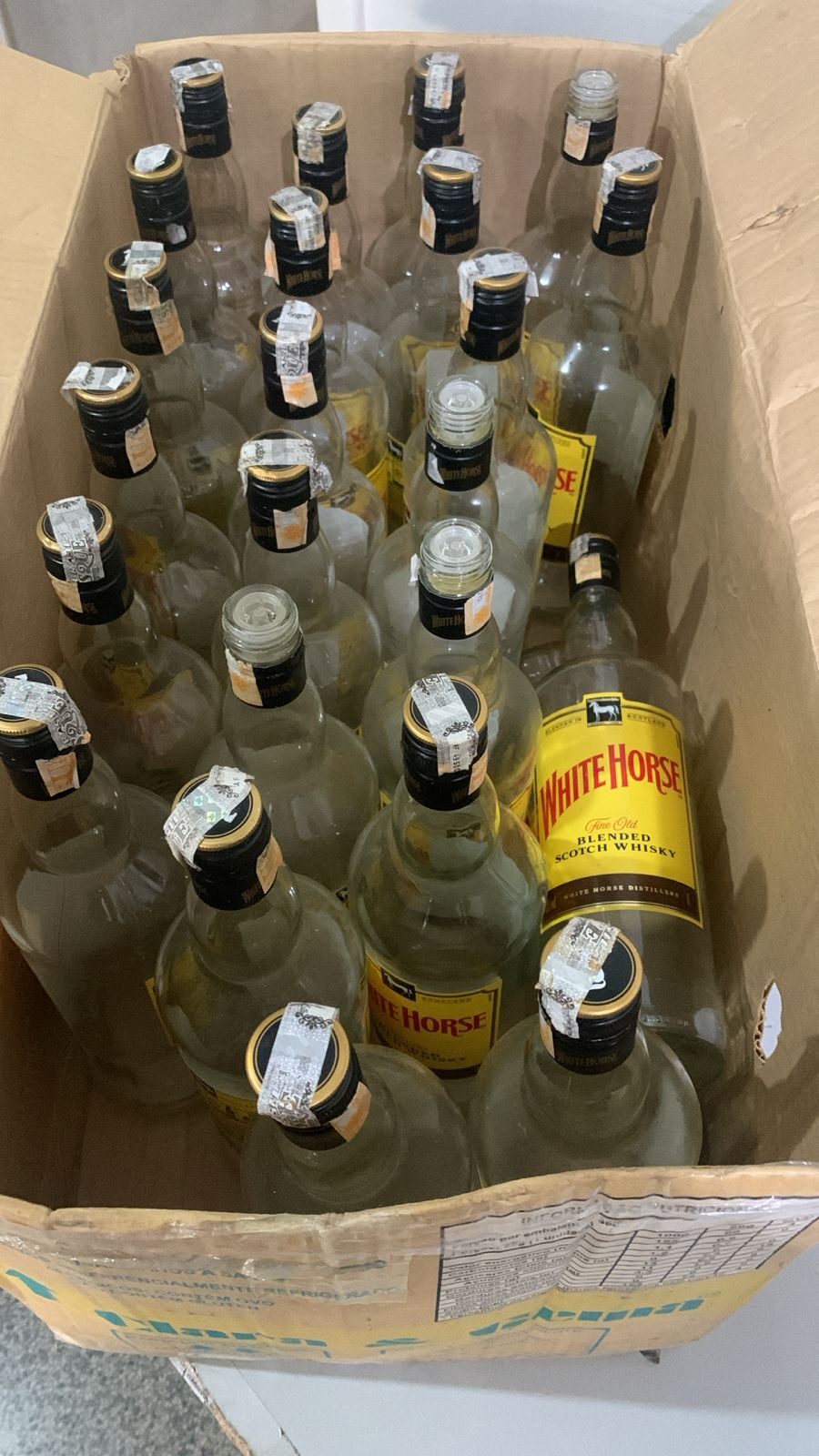 Polícia Civil realiza operação de fiscalização e apreende bebidas sem procedência e produtos vencidos em Campo Grande Polícia Civil realiza operação de fiscalização e apreende bebidas sem procedência e produtos vencidos em Campo Grande