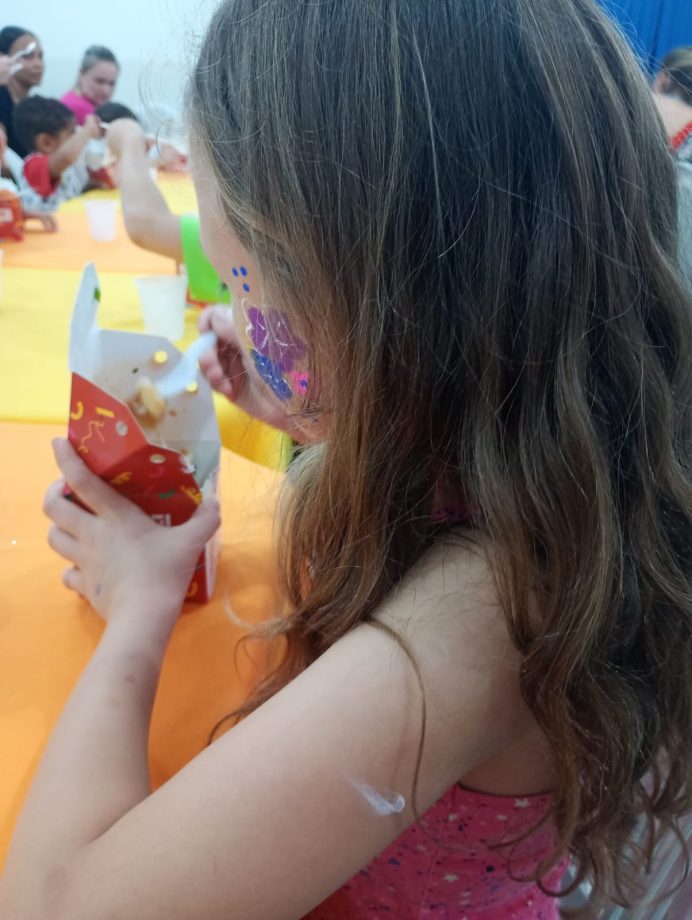SMAS e Ital’in House promove noite especial para as crianças e adolescentes das Unidades de Acolhimento de TL SMAS e Ital’in House promove noite especial para as crianças e adolescentes das Unidades de Acolhimento de TL