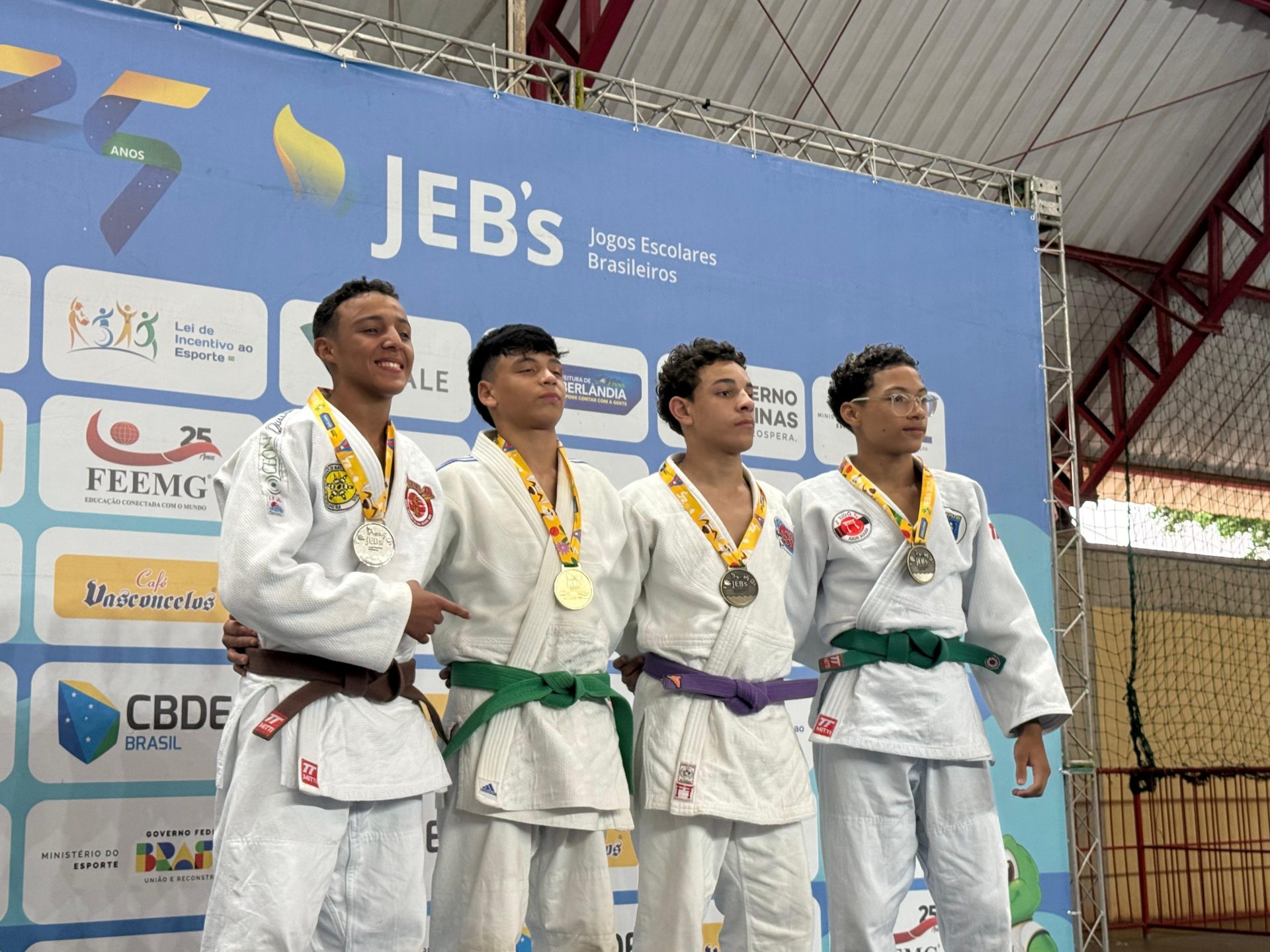 Com 23 medalhas, delegação de Mato Grosso do Sul encerra o segundo bloco dos JEB's em Uberlândia Com 23 medalhas, delegação de Mato Grosso do Sul encerra o segundo bloco dos JEB's em Uberlândia