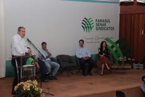 Precoce MS premia produtores e reforça avanços na pecuária sustentável de Mato Grosso do Sul Precoce MS premia produtores e reforça avanços na pecuária sustentável de Mato Grosso do Sul