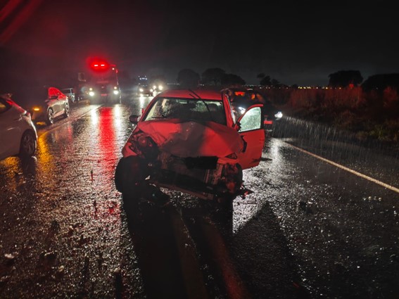 Corpo de Bombeiros atende múltiplas vítimas de colisão na BR-158, próximo a condomínio em Três Lagoas Corpo de Bombeiros atende múltiplas vítimas de colisão na BR-158, próximo a condomínio em Três Lagoas