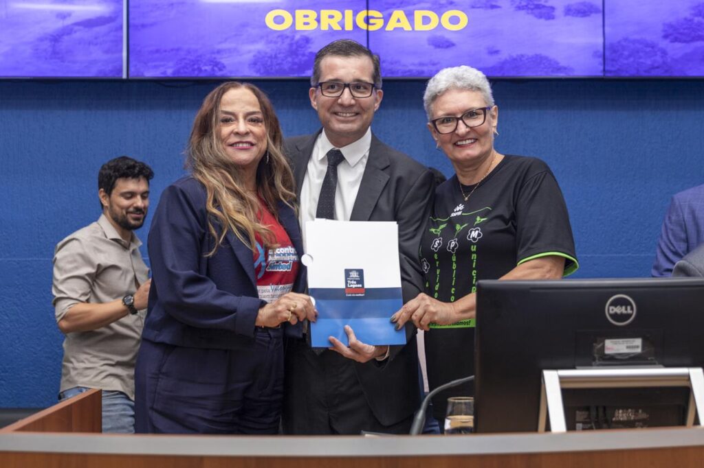 Doutor Cassiano Maia anuncia ampliação do horário de atendimento e jornada de 6h Doutor Cassiano Maia anuncia ampliação do horário de atendimento e jornada de 6h