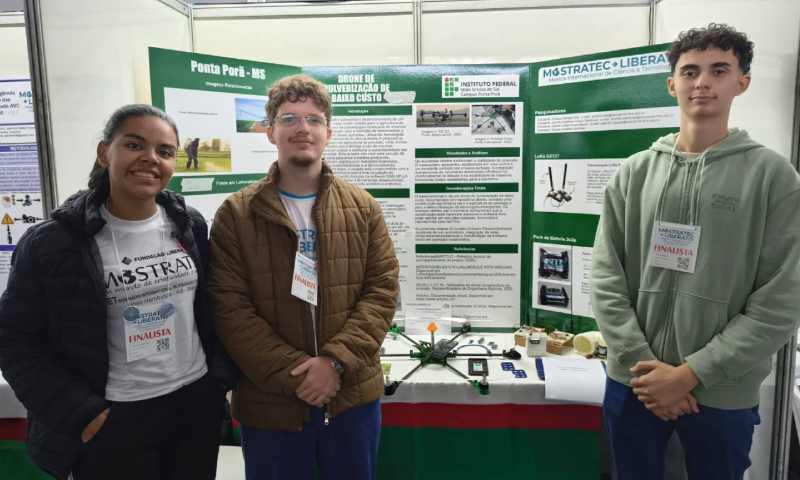 Estudantes do IFMS trocam experiências em mostra internacional Estudantes do IFMS trocam experiências em mostra internacional