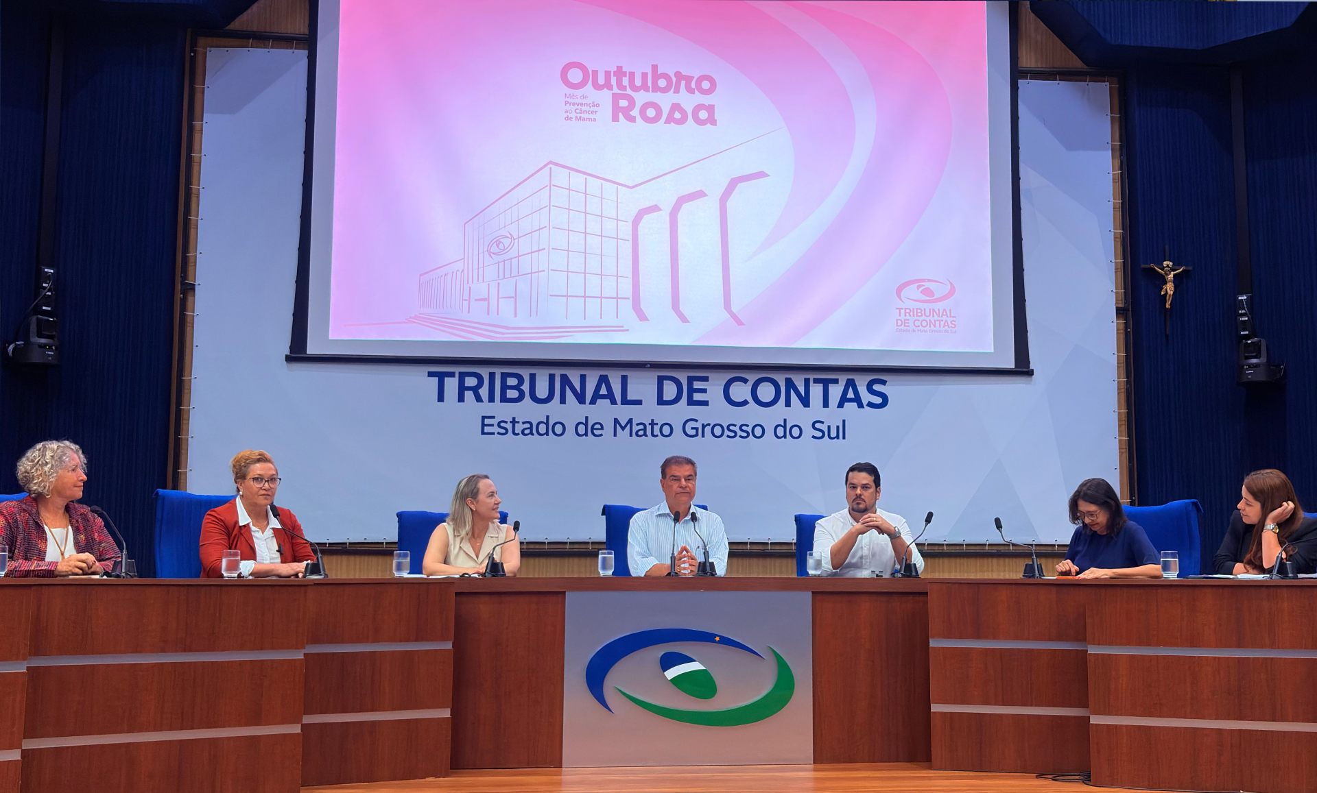 Câmara de Vereadores de Três Lagoas participa de encontro legislativo voltado às políticas públicas para mulheres Câmara de Vereadores de Três Lagoas participa de encontro legislativo voltado às políticas públicas para mulheres