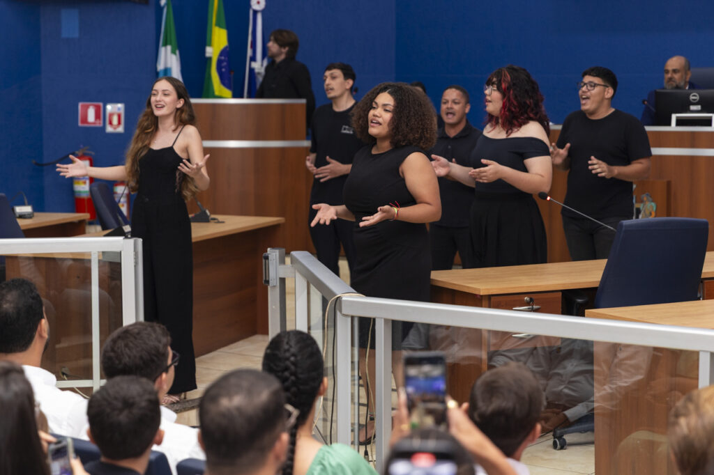Empreendedores são homenageados por atuação no desenvolvimento de Três Lagoas Empreendedores são homenageados por atuação no desenvolvimento de Três Lagoas