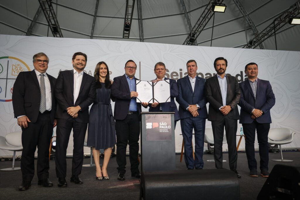 Para cooperação e desenvolvimento, MS e SP firmam protocolo de intenções com foco na agenda climática e sustentabilidade Para cooperação e desenvolvimento, MS e SP firmam protocolo de intenções com foco na agenda climática e sustentabilidade