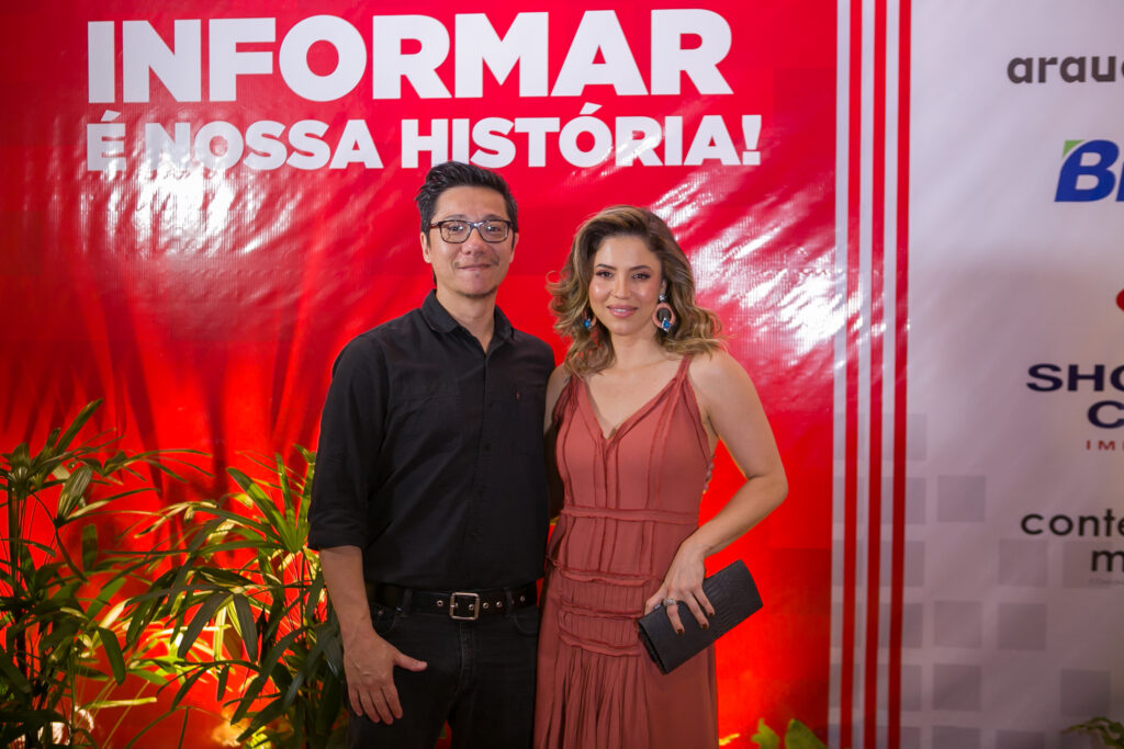 Perfil News celebra 23 anos de história com homenagem a personalidades do setor de celulose Perfil News celebra 23 anos de história com homenagem a personalidades do setor de celulose