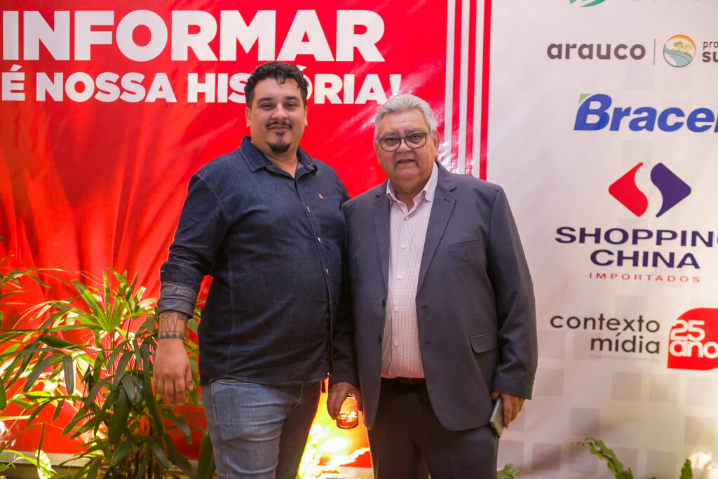 Perfil News celebra 23 anos de história com homenagem a personalidades do setor de celulose Perfil News celebra 23 anos de história com homenagem a personalidades do setor de celulose