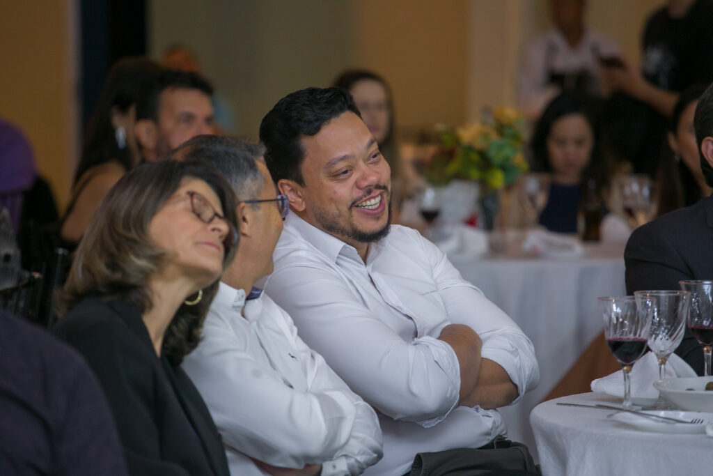 Perfil News celebra 23 anos de história com homenagem a personalidades do setor de celulose Perfil News celebra 23 anos de história com homenagem a personalidades do setor de celulose