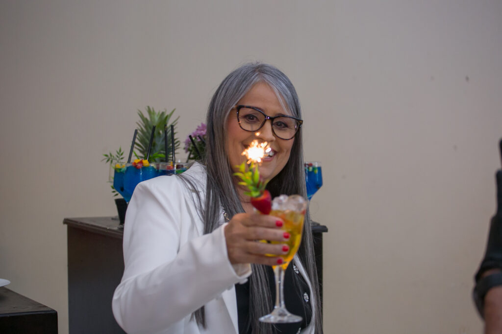 Perfil News celebra 23 anos de história com homenagem a personalidades do setor de celulose Perfil News celebra 23 anos de história com homenagem a personalidades do setor de celulose