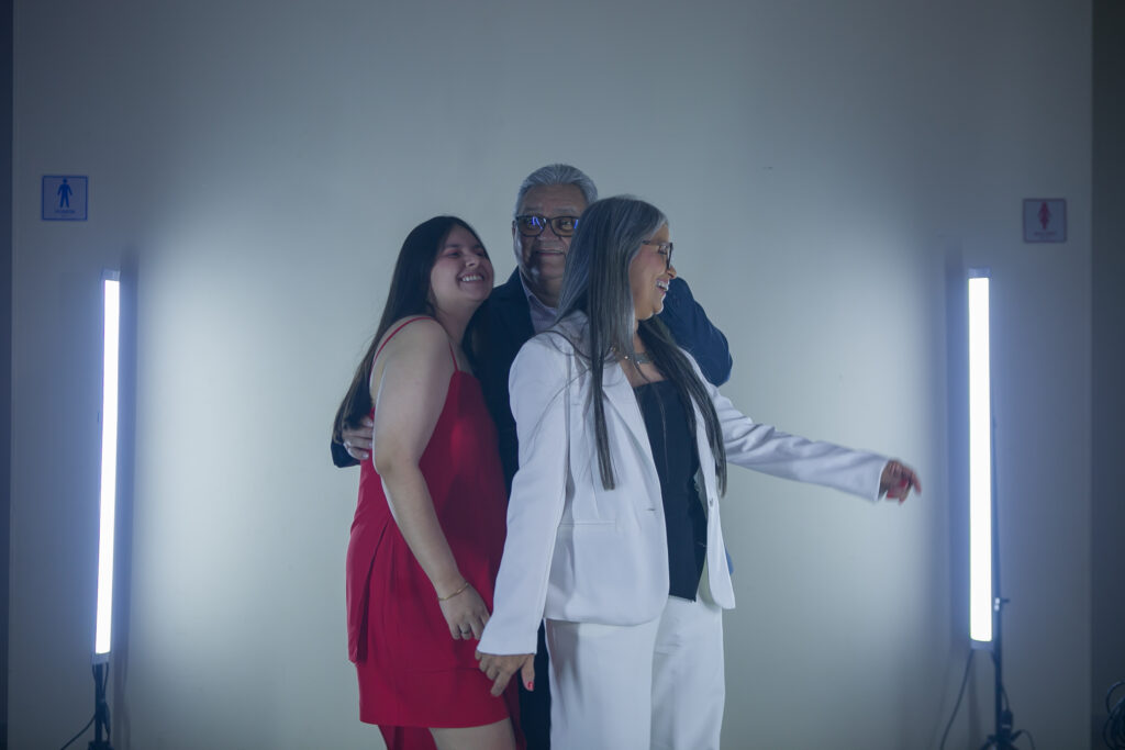 Perfil News celebra 23 anos de história com homenagem a personalidades do setor de celulose Perfil News celebra 23 anos de história com homenagem a personalidades do setor de celulose