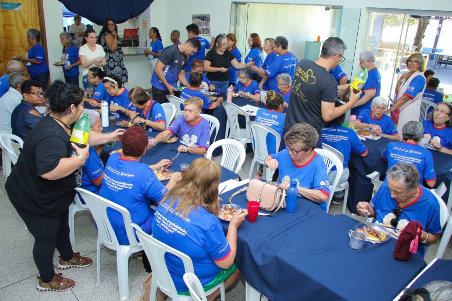 Churrasco anima participantes do Serviço de Convivência e Fortalecimento de Vínculos “Tia Nega” Churrasco anima participantes do Serviço de Convivência e Fortalecimento de Vínculos “Tia Nega”