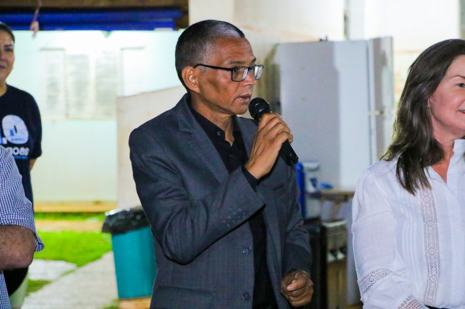 Prefeito Dr. Cassiano Maia visita Bandas Cristo Redentor e parabeniza integrantes pelas conquistas no Campeonato Brasileiro da LBF