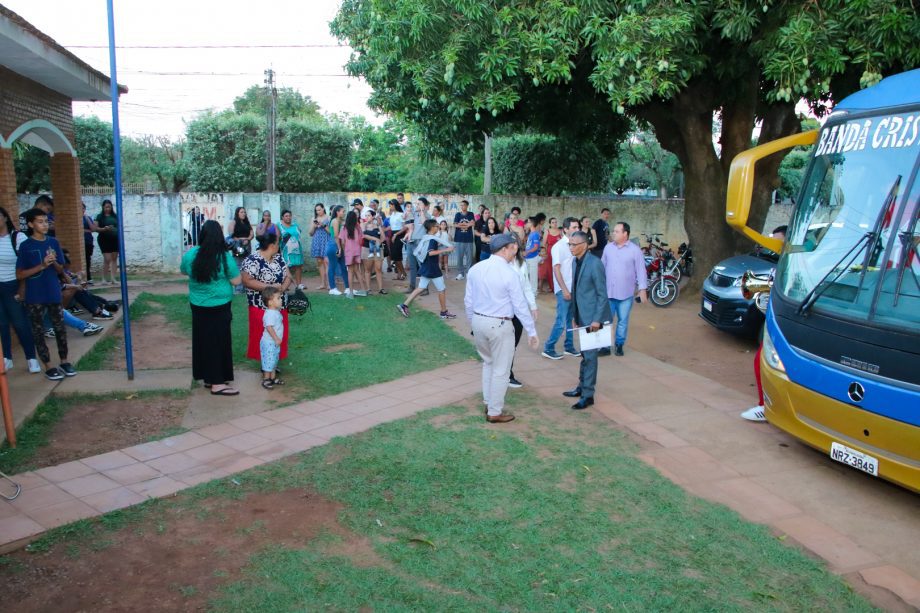 Prefeito Dr. Cassiano Maia visita Bandas Cristo Redentor e parabeniza integrantes pelas conquistas no Campeonato Brasileiro da LBF