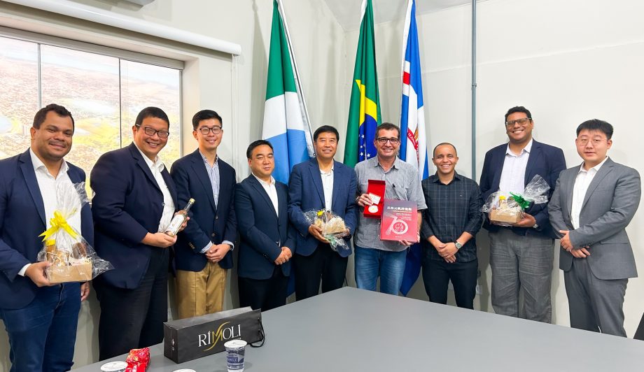 Empresários chineses da Shanxi Yuci Broad Wire Products visitam Três Lagoas com interesse em instalar fábrica no município Empresários chineses da Shanxi Yuci Broad Wire Products visitam Três Lagoas com interesse em instalar fábrica no município