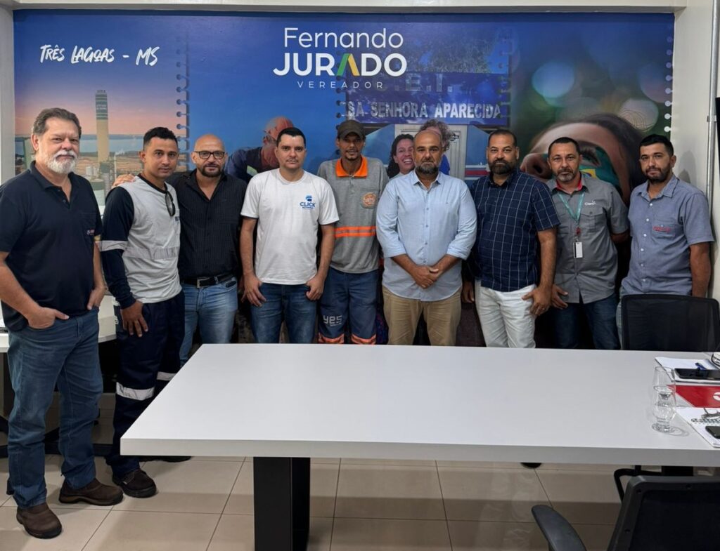 Após reunião com vereador Jurado, empresas de internet iniciam força-tarefa para eliminar cabos soltos Após reunião com vereador Jurado, empresas de internet iniciam força-tarefa para eliminar cabos soltos