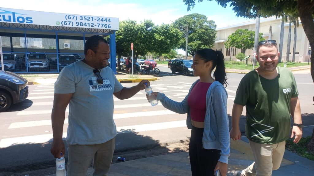 Fé e acolhimento no Enem: Igreja do Nazareno leva conforto aos estudantes em Três Lagoas Fé e acolhimento no Enem: Igreja do Nazareno leva conforto aos estudantes em Três Lagoas