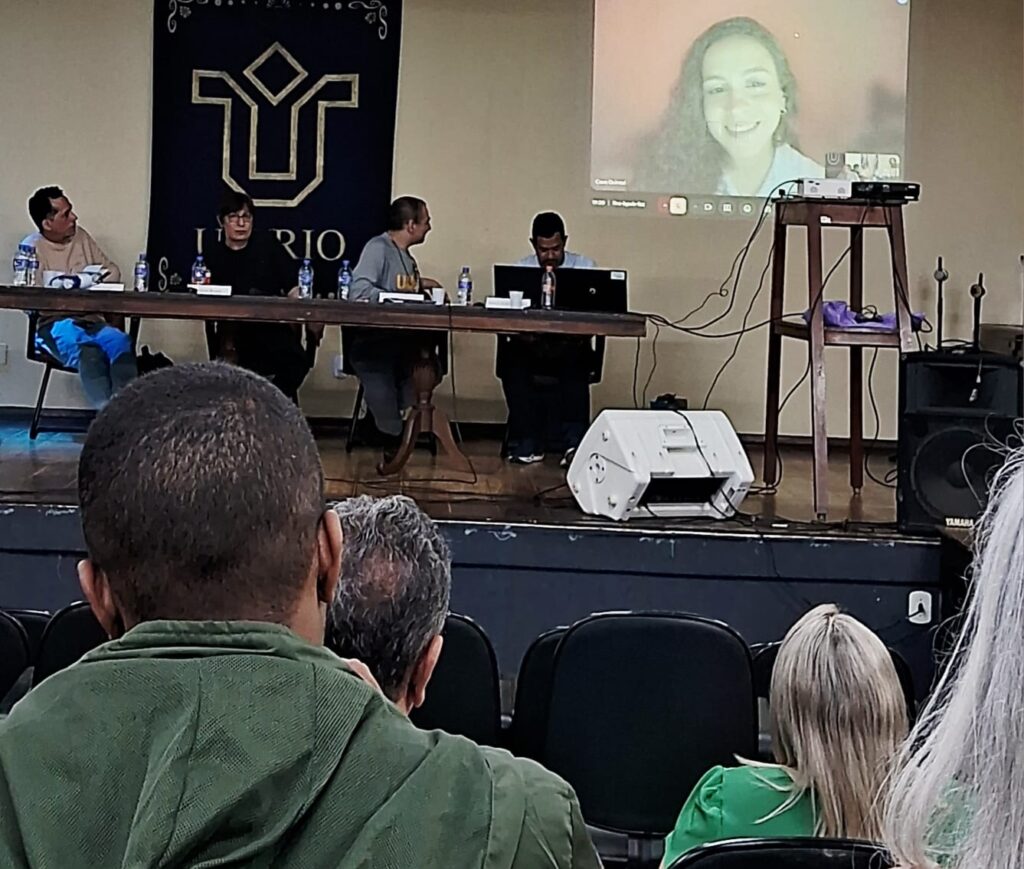 Especialistas celebram Manoel de Barros e o poder de sua simplicidade