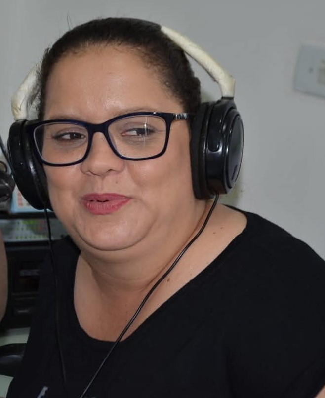 Com dores 24h, radialista três-lagoense faz Vakinha para tratar fibromialgia