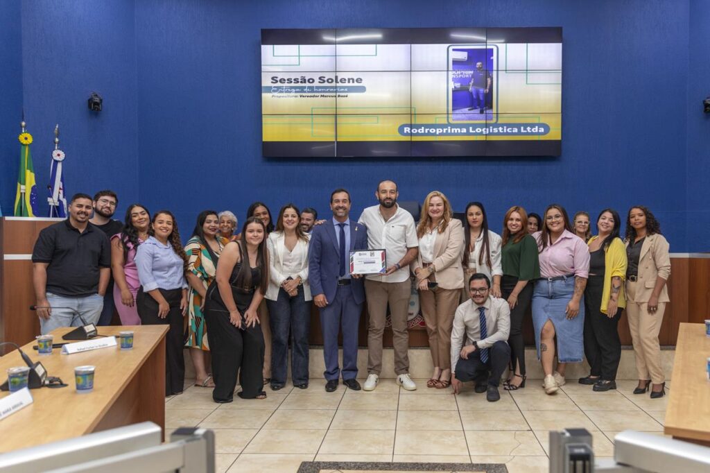 Marcus Bazé entrega títulos de cidadão três-lagoense e honrarias a diversas personalidades