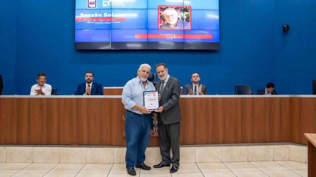 Câmara promove solenidade para entrega de homenagens