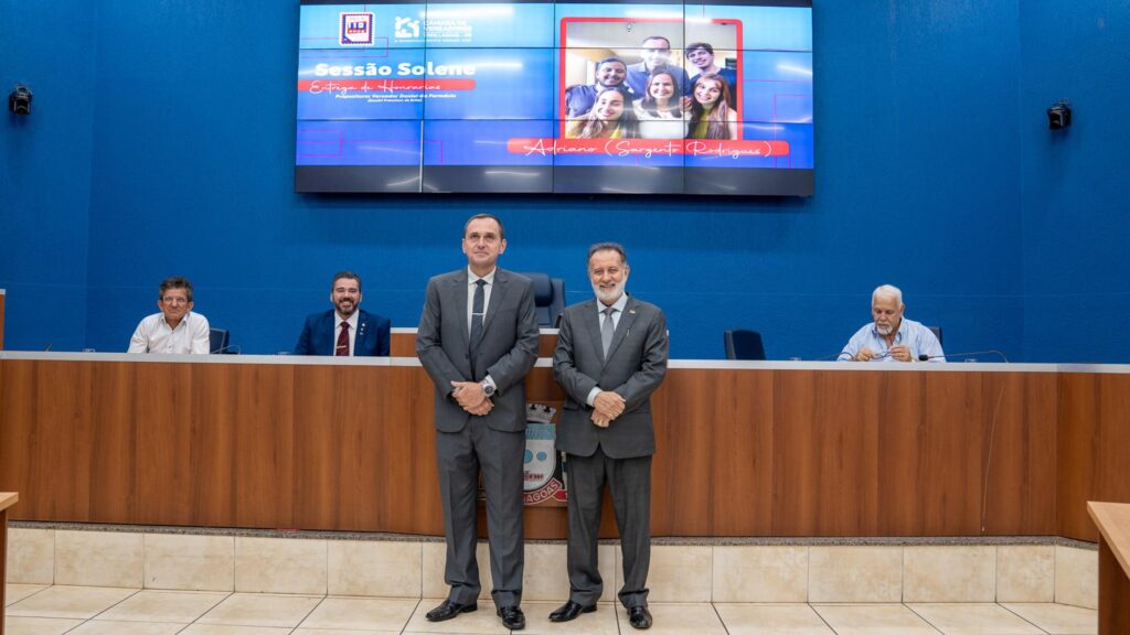 Câmara promove solenidade para entrega de homenagens