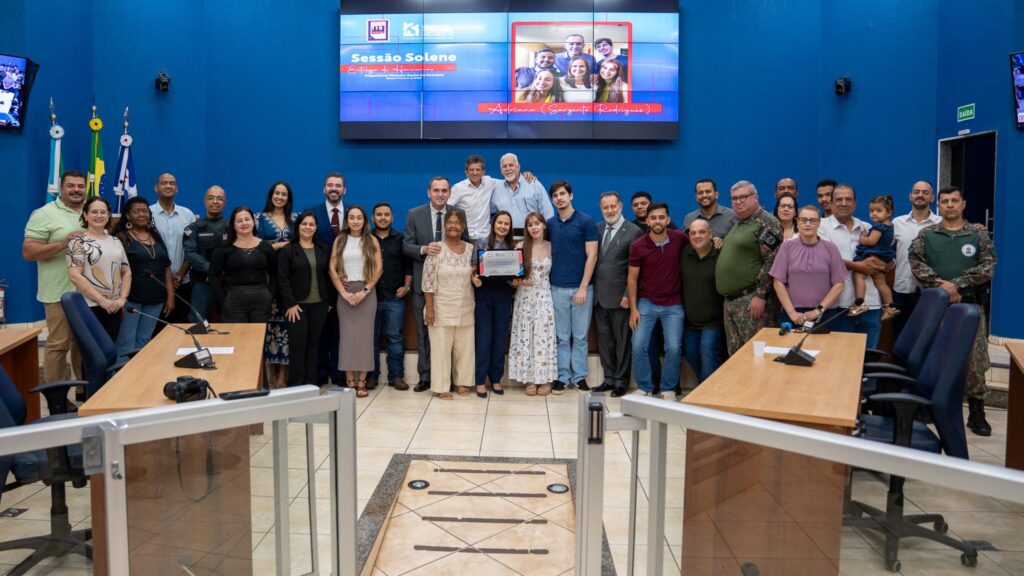 Câmara promove solenidade para entrega de homenagens